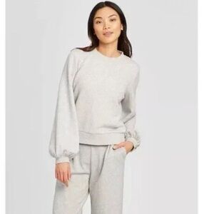 A New Day Puff Sleeve Sweatshirt Gray balloon sleeves Size XS loungewear casual‎